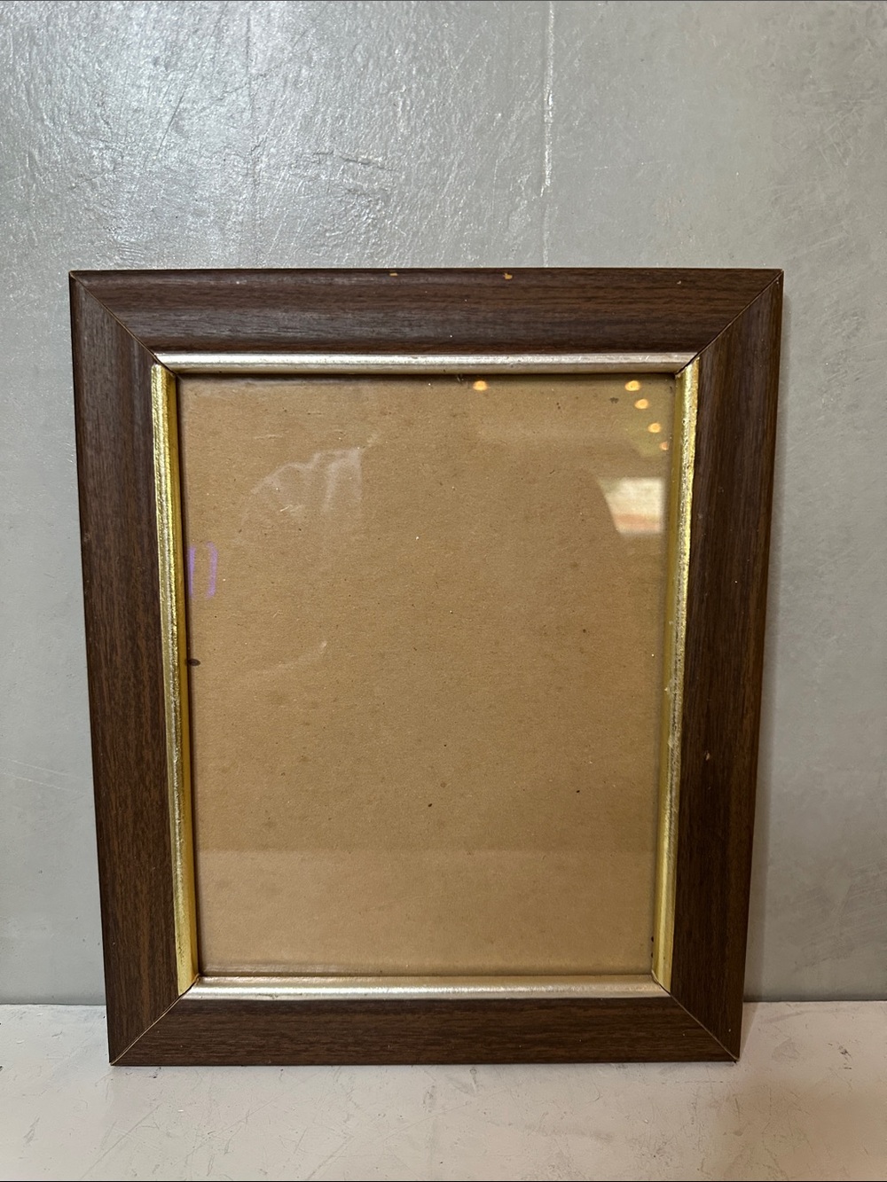 VINTAGE WOOD PICTURE FRAME GOLD TRIM FITS 8X10